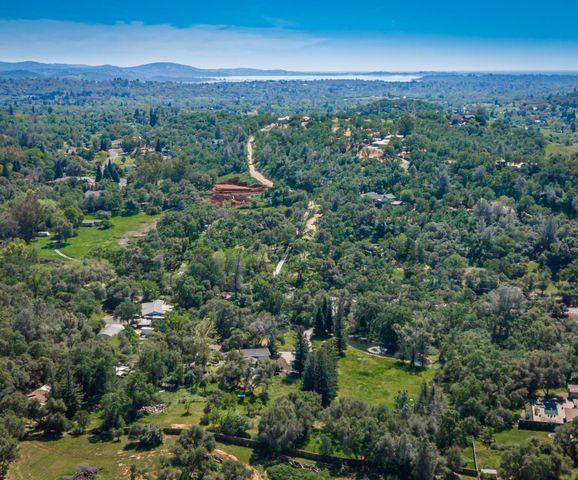 8501 King Rd, Loomis, CA 95650