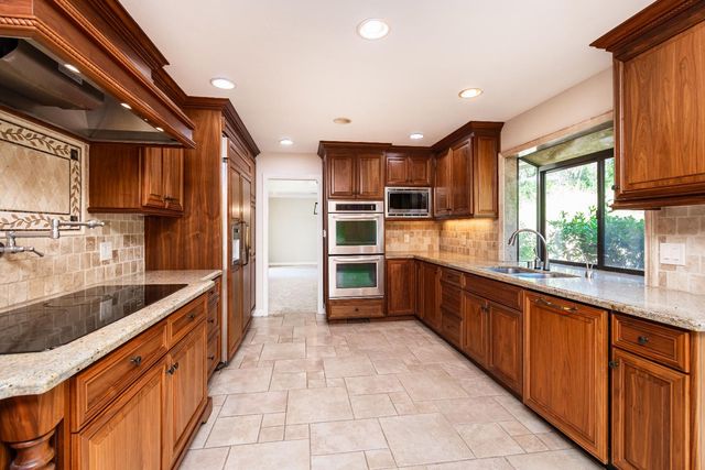 8501 King Rd, Loomis, CA 95650