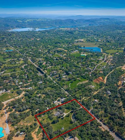 8501 King Rd, Loomis, CA 95650