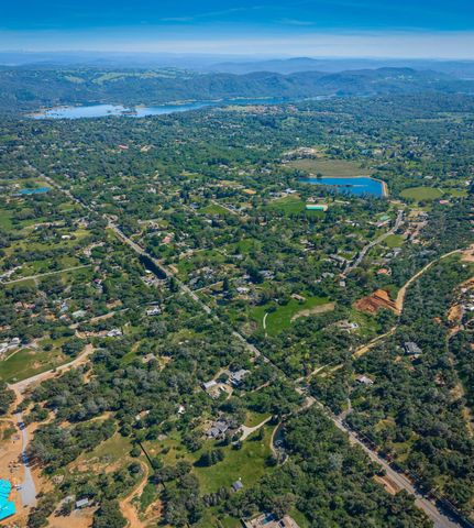 8501 King Rd, Loomis, CA 95650