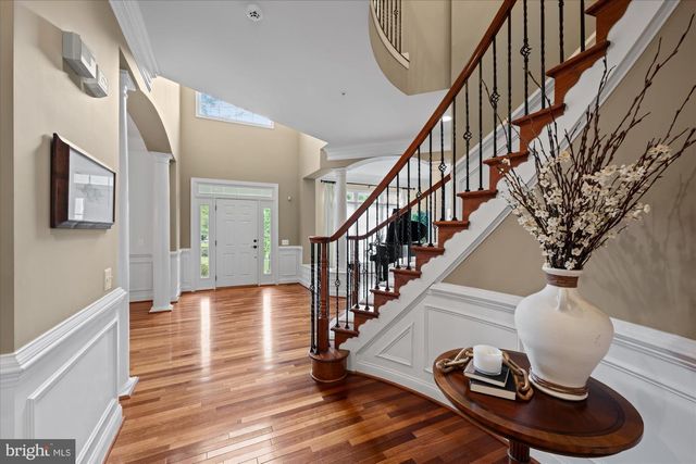 12610 HILL CREEK LN, Potomac, MD 20854