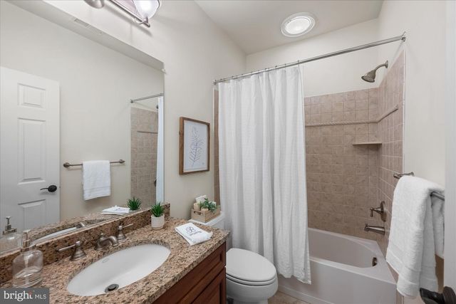 12610 HILL CREEK LN, Potomac, MD 20854