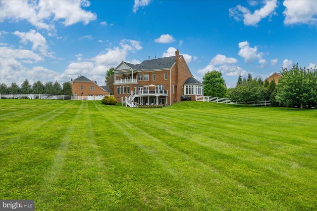 12610 HILL CREEK LN, Potomac, MD 20854