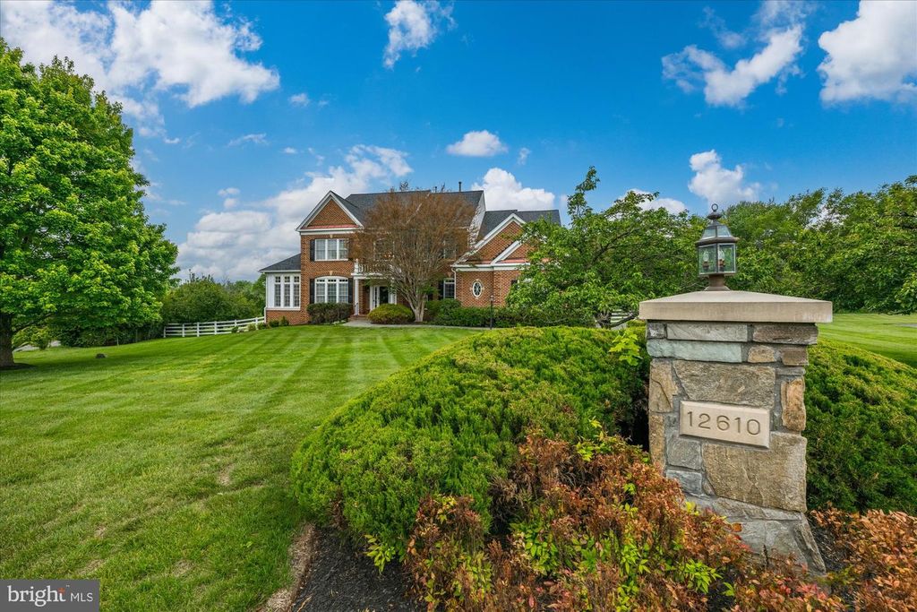 Image 46 of property listing at 12610 HILL CREEK LN, Potomac, MD 20854