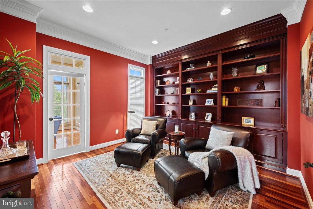 Image 6 of property listing at 12610 HILL CREEK LN, Potomac, MD 20854