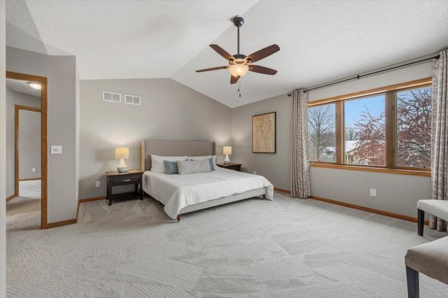 8139 Jewel Avenue S, Cottage Grove, MN 55016