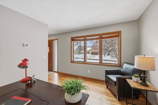 8139 Jewel Avenue S, Cottage Grove, MN 55016