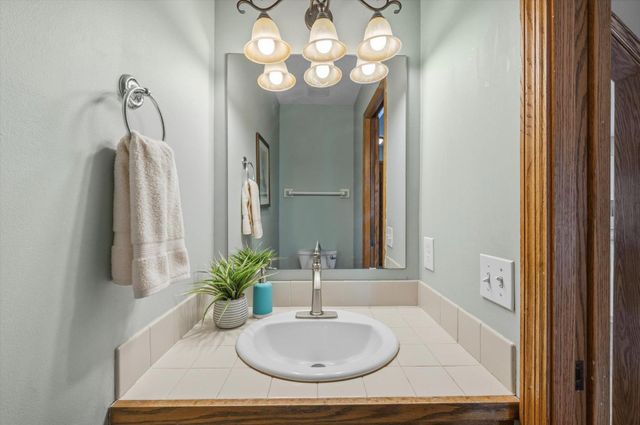 8139 Jewel Avenue S, Cottage Grove, MN 55016