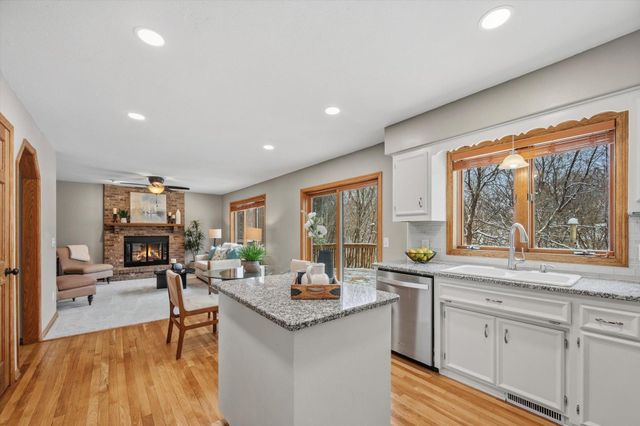 8139 Jewel Avenue S, Cottage Grove, MN 55016