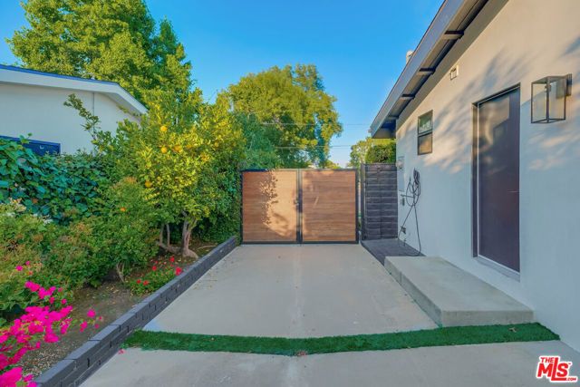 5715 Corteen Place, Valley Village, CA 91607