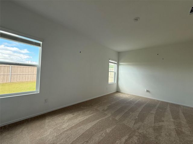 202 Cibolo Creek LOOP, Bastrop, TX 78602