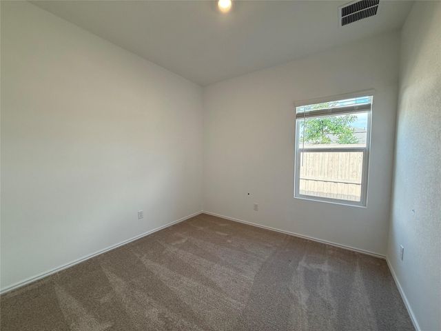 202 Cibolo Creek LOOP, Bastrop, TX 78602