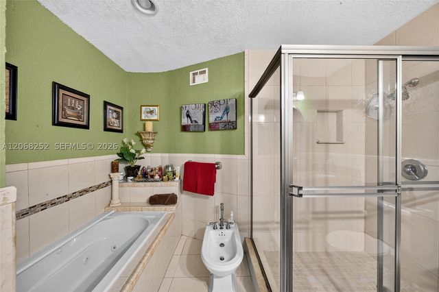 17350 NW 16th Ave, Miami Gardens, FL 33169