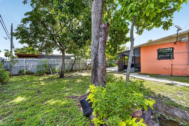 17350 NW 16th Ave, Miami Gardens, FL 33169