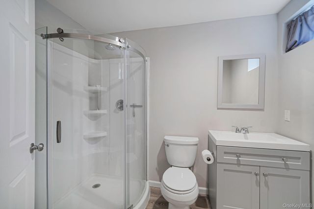 194 Oxhead Road, Centereach, NY 11720