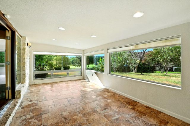 124 Tee Off, Horseshoe Bay, TX 78654