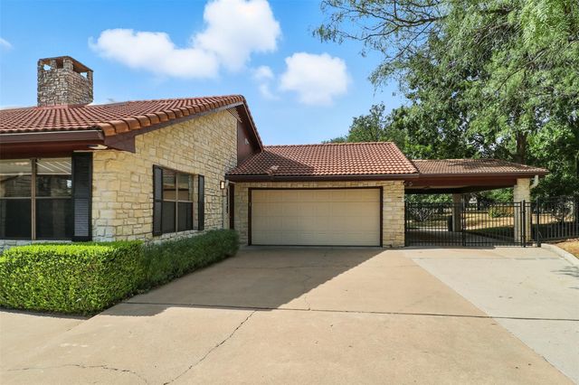 124 Tee Off, Horseshoe Bay, TX 78654