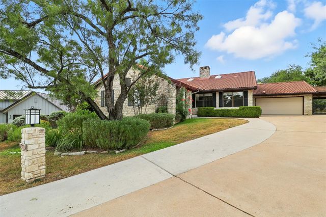 124 Tee Off, Horseshoe Bay, TX 78654