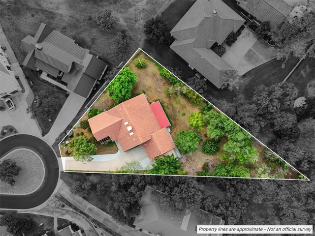 124 Tee Off, Horseshoe Bay, TX 78654