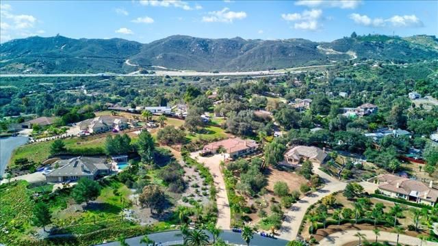 25659 Rue De Lac, Escondido, CA 92026