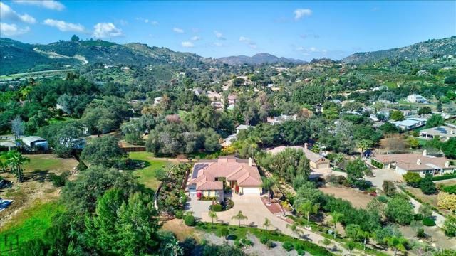 25659 Rue De Lac, Escondido, CA 92026