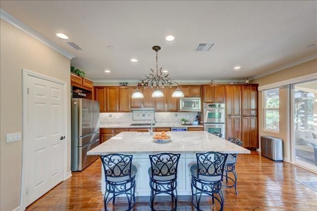 25659 Rue De Lac, Escondido, CA 92026