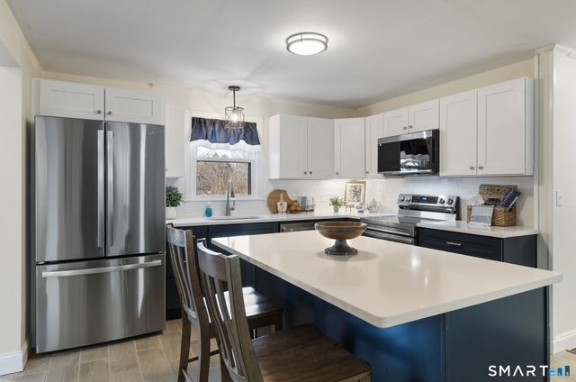 39 Charter Road, Ellington, CT 06029