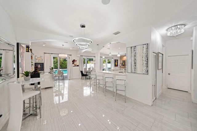 980 Delray Lakes Drive, Delray Beach, FL 33444