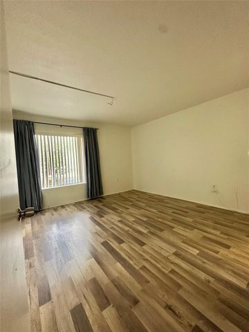 2371 NW 33rd St 710, Oakland Park, FL 33309