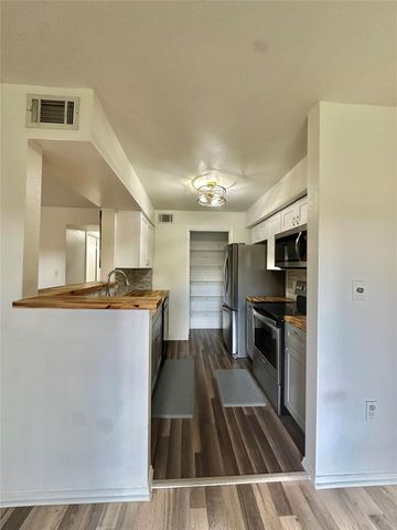 2371 NW 33rd St 710, Oakland Park, FL 33309