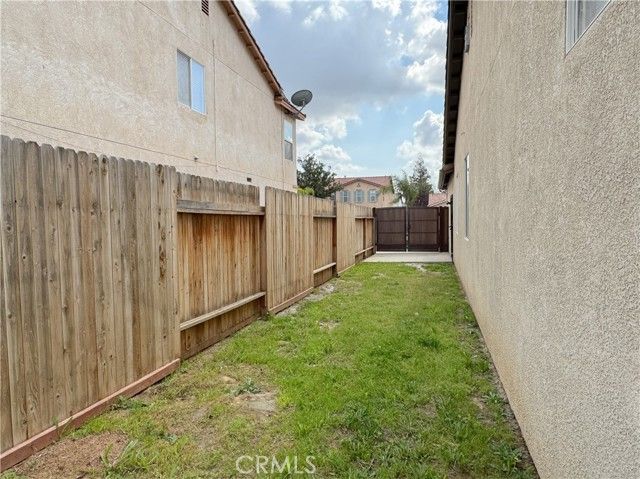 11604 Revolution Road, Bakersfield, CA 93312