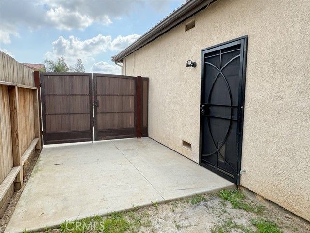 11604 Revolution Road, Bakersfield, CA 93312
