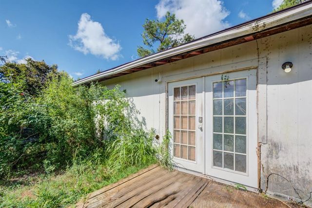 3701 Avenue J, Santa Fe, TX 77510