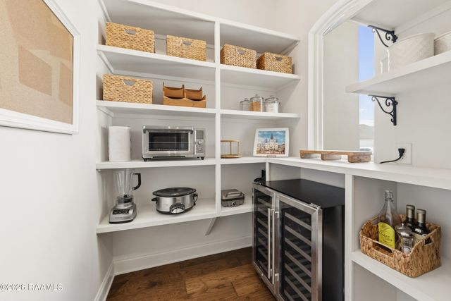 504 Cedar Lake Drive, Youngsville, LA 70592