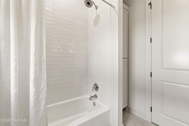 504 Cedar Lake Drive, Youngsville, LA 70592