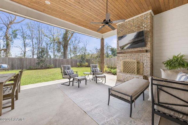 504 Cedar Lake Drive, Youngsville, LA 70592