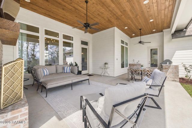 504 Cedar Lake Drive, Youngsville, LA 70592