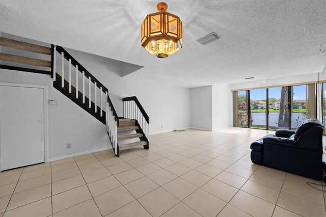 4586 Carambola Circle S 27217, Coconut Creek, FL 33066
