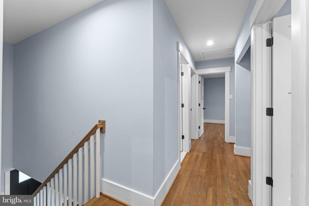 Image 23 of property listing at 3709 KING WILLIAM DR, Olney, MD 20832
