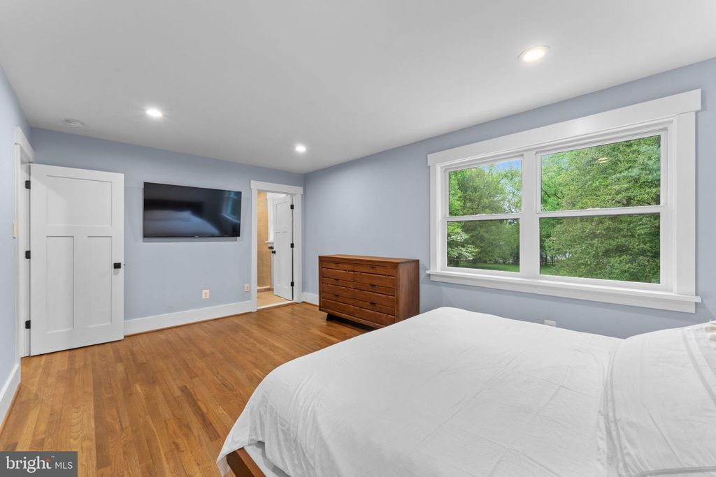 Image 26 of property listing at 3709 KING WILLIAM DR, Olney, MD 20832