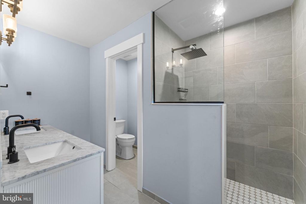 Image 27 of property listing at 3709 KING WILLIAM DR, Olney, MD 20832