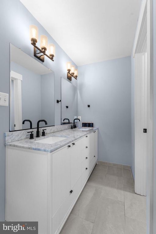 Image 29 of property listing at 3709 KING WILLIAM DR, Olney, MD 20832