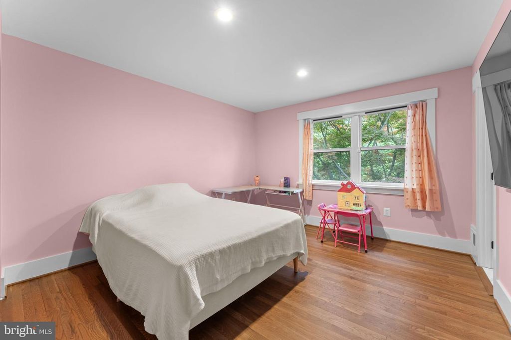 Image 31 of property listing at 3709 KING WILLIAM DR, Olney, MD 20832