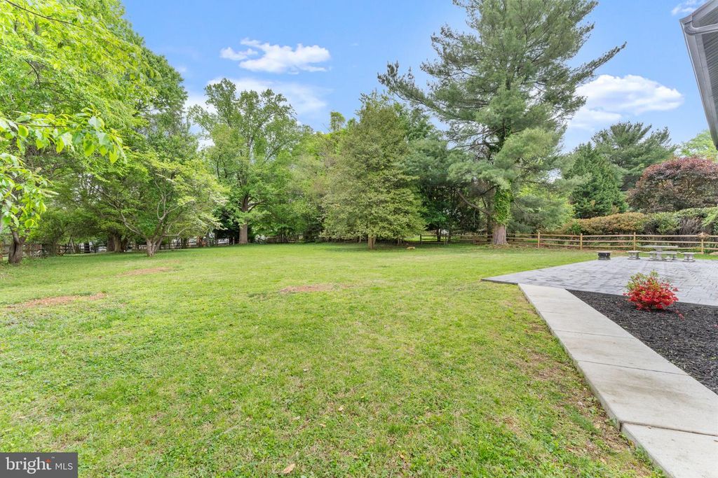 Image 49 of property listing at 3709 KING WILLIAM DR, Olney, MD 20832