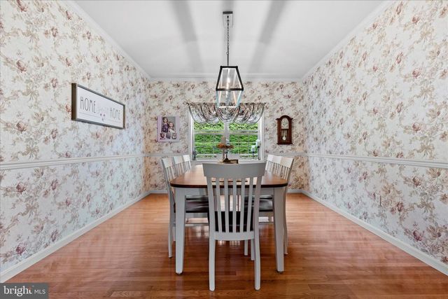 130 JULIA LN, Manheim, PA 17545