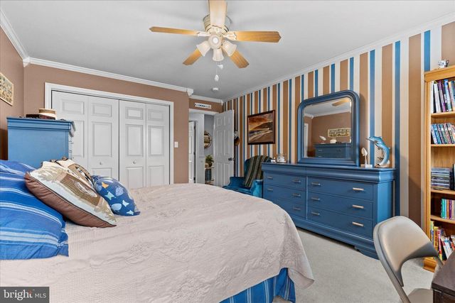 130 JULIA LN, Manheim, PA 17545