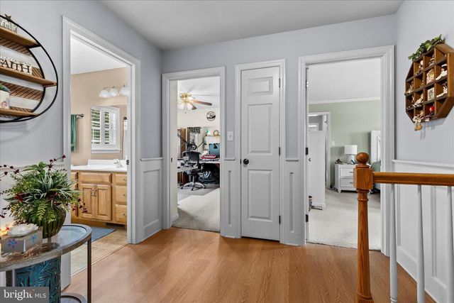 130 JULIA LN, Manheim, PA 17545