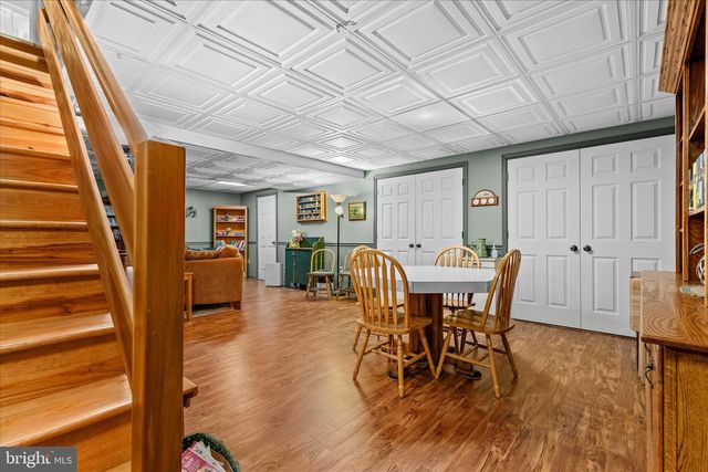 130 JULIA LN, Manheim, PA 17545