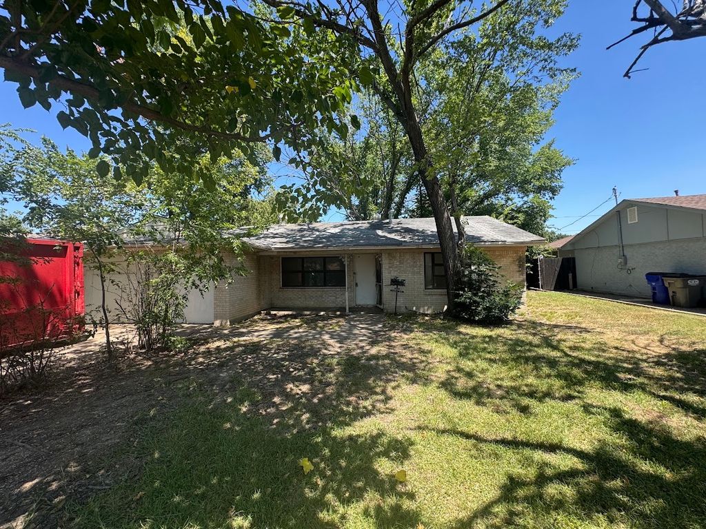 14048 Stardust Lane, Farmers Branch, TX 75234
