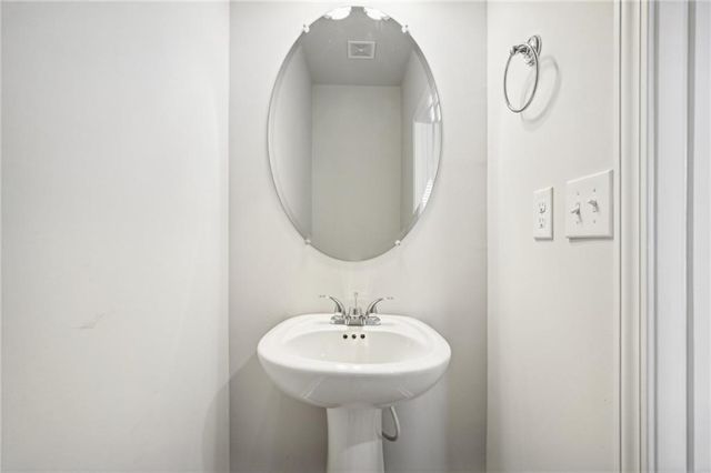 3018 Viewpark Circle, Conyers, GA 30013